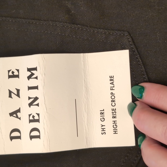 Daze Denim Shy Girl High Rise Crop Flare Jean - 6 - Picture 5 of 5